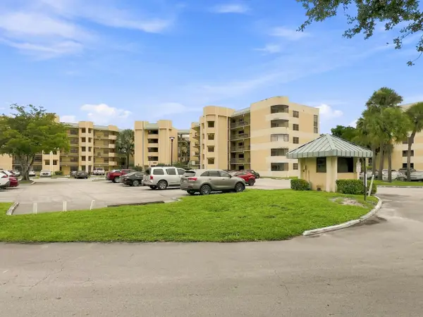 6575 W Oakland Park Boulevard #101, Lauderhill, FL 33313