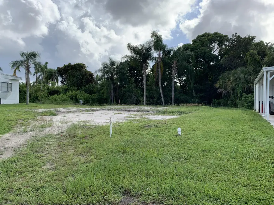 21 San Pablo Lane, Port Saint Lucie, FL 34952 - #2