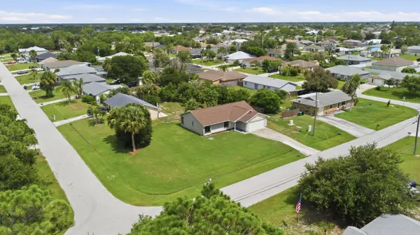 4057 SW Haycroft Street, Port St Lucie, FL 34953