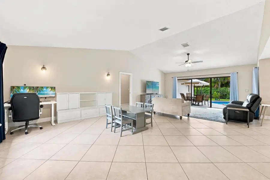 10666 NW 2nd Place, Coral Springs, FL 33071 - #3