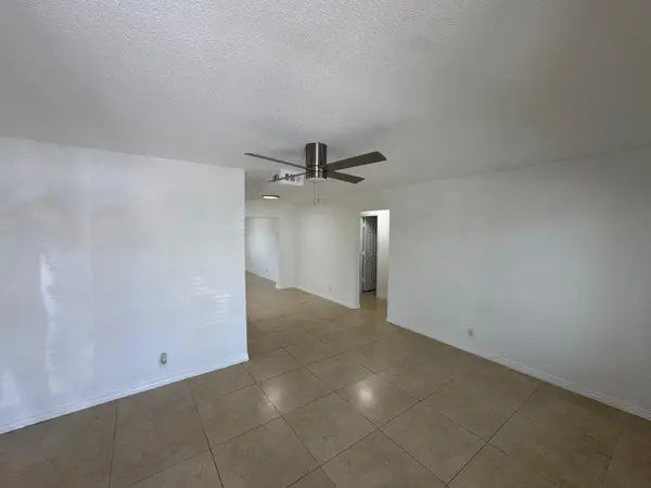 4717 NW 49th Place, Tamarac, FL 33319