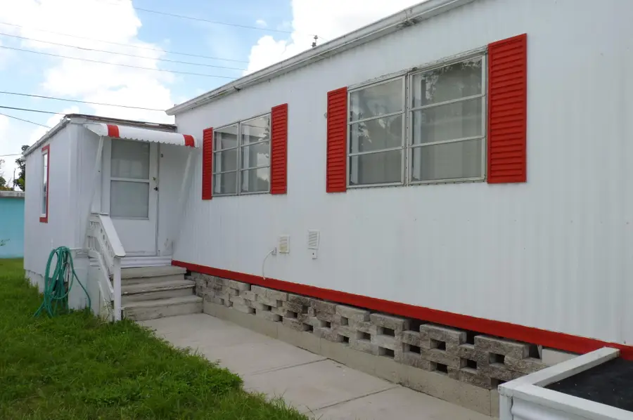 8933 Cypress Street, Boynton Beach, FL 33436 - #2