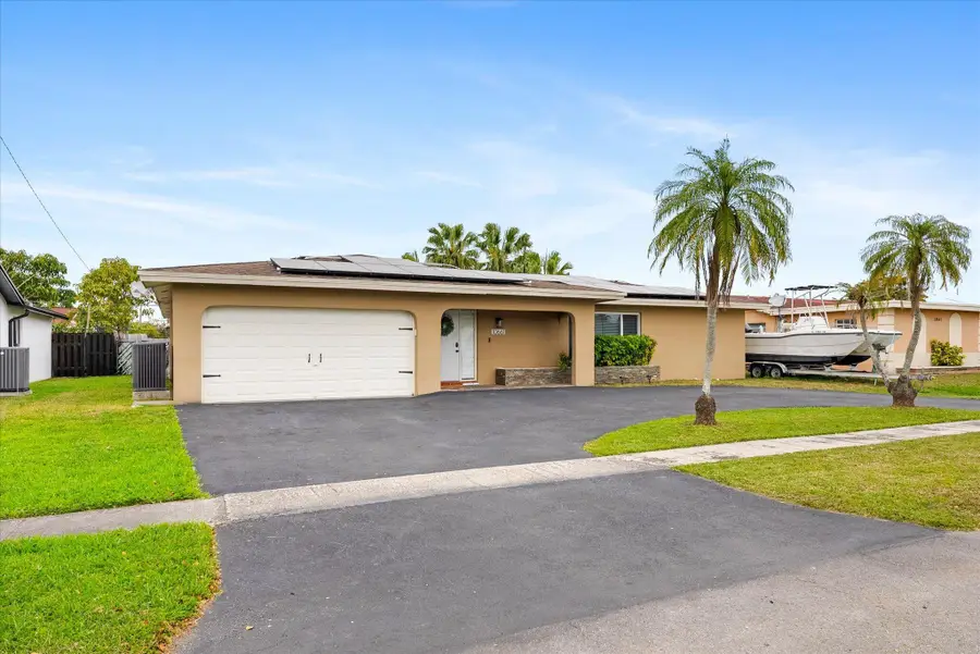 10661 NW 27th Court, Sunrise, FL 33322 - #2