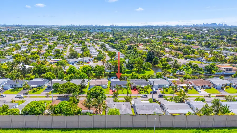 4200 NW 52nd Avenue, Lauderdale Lakes, FL 33319 - #2