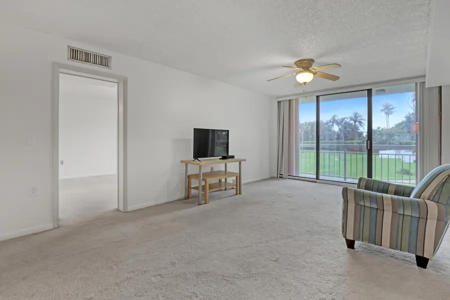 2641 Village Boulevard #203, West Palm Beach, FL 33409 - #2