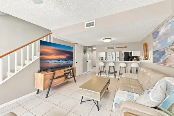 6174 Riverwalk Lane #5, Jupiter, FL 33458