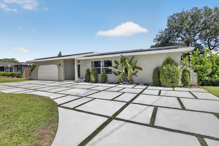 5301 SW 8th Court, Plantation, FL 33317 - #2