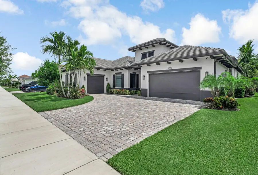 9228 Coral Isles Circle, Palm Beach Gardens, FL 33412 - #2