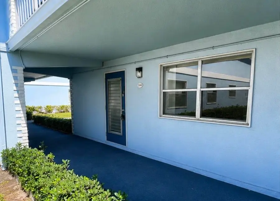 260 Brittany F, Delray Beach, FL 33446 - #3