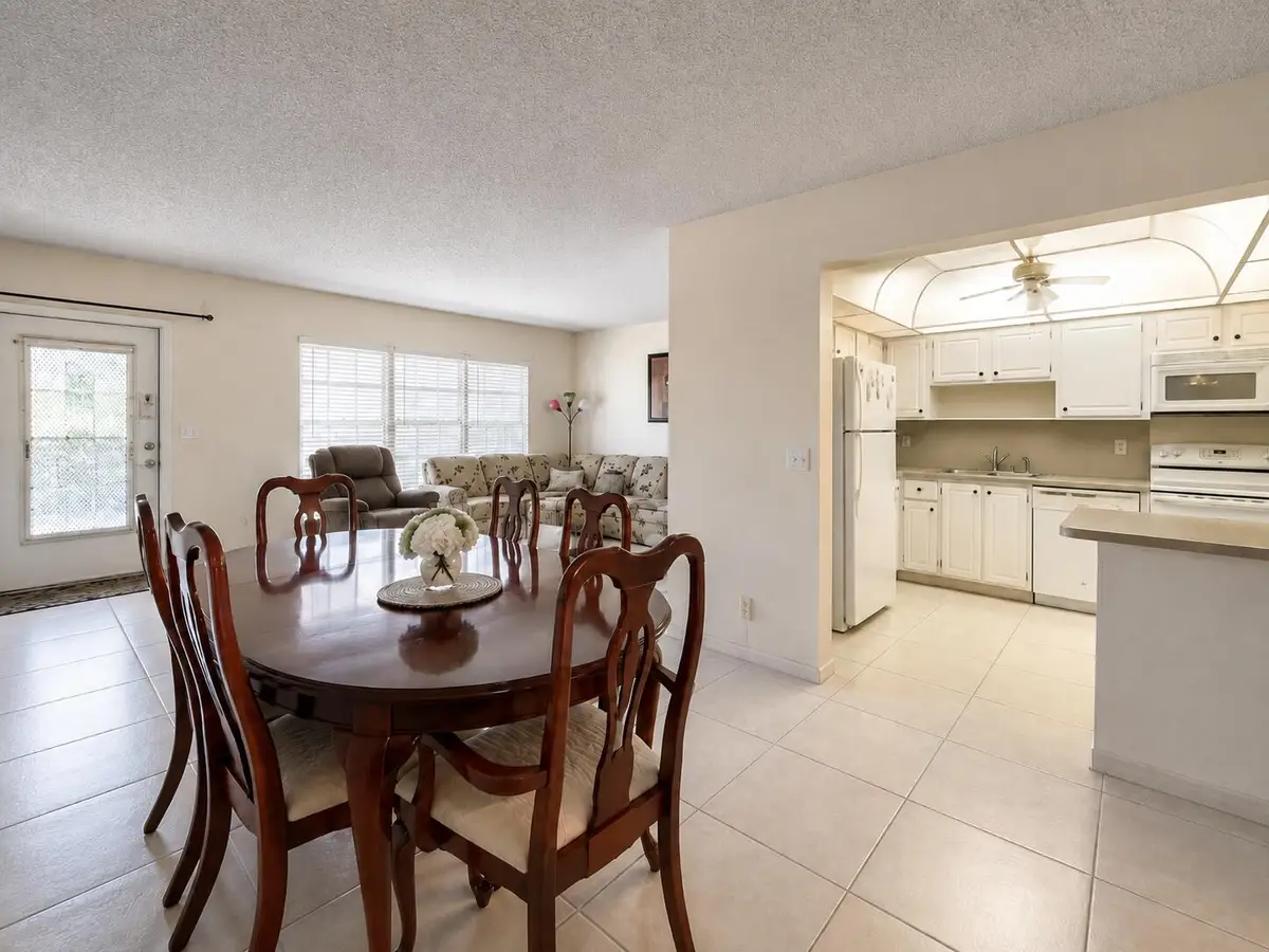 307 Greenbrier B, West Palm Beach, FL 33417 - #1