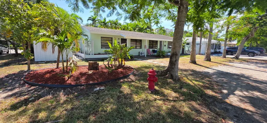 1044 NE 10th Avenue, Fort Lauderdale, FL 33304 - #3