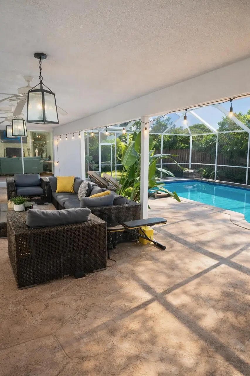 560 S Lake Dasha Drive, Plantation, FL 33324 - #2