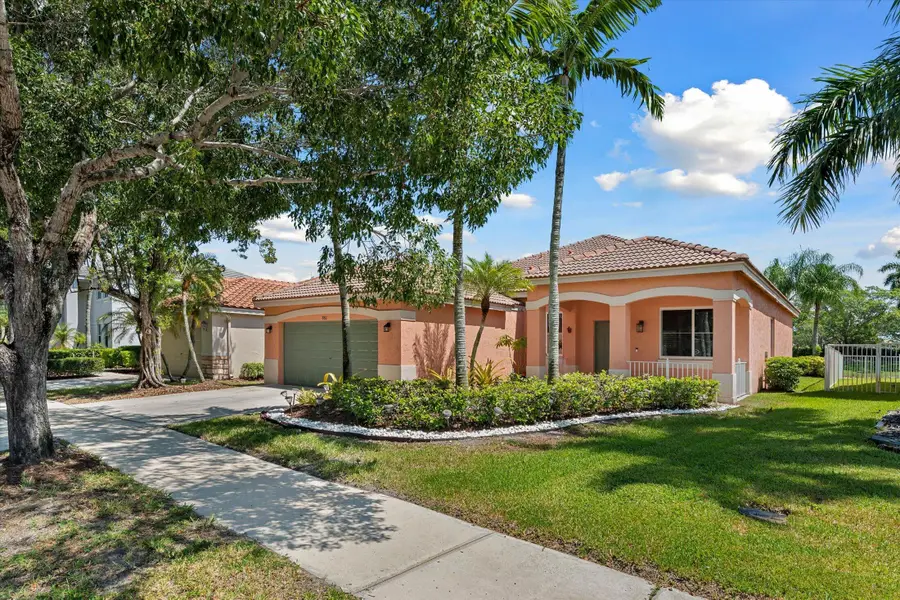 886 Sunflower Circle, Weston, FL 33327 - #2
