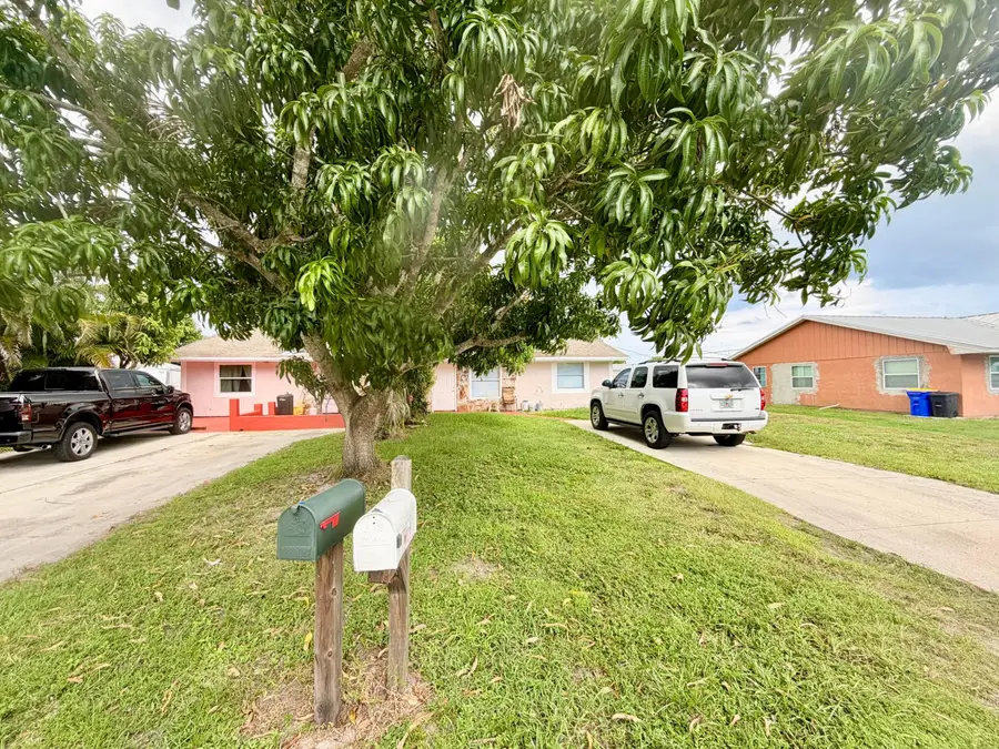 5045 SE Driftwood Avenue, Stuart, FL 34997 - #2