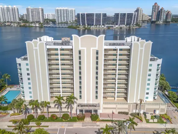 18100 N Bay Road #707, Sunny Isles Beach, FL 33160