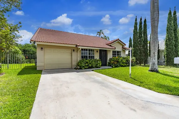 11140 Lakeaire Circle, Boca Raton, FL 33498
