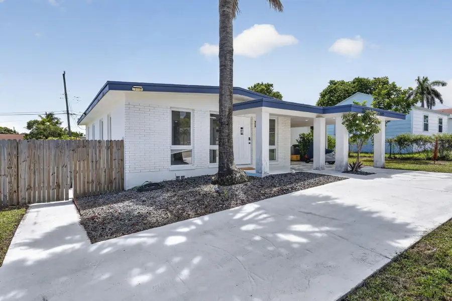 840 Bradley Street, West Palm Beach, FL 33405 - #2