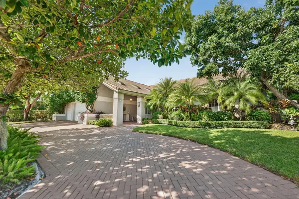 7205 Mandarin Drive, Boca Raton, FL 33433