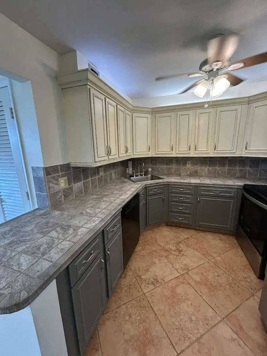 305 N Pompano Beach Boulevard #205, Pompano Beach, FL 33062 - #2