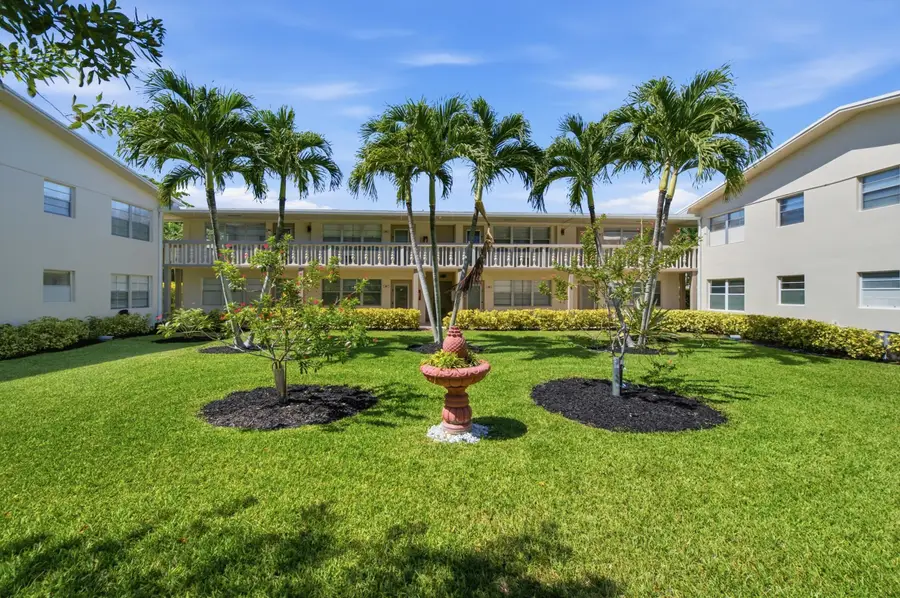 489 Tilford W, Deerfield Beach, FL 33442 - #2