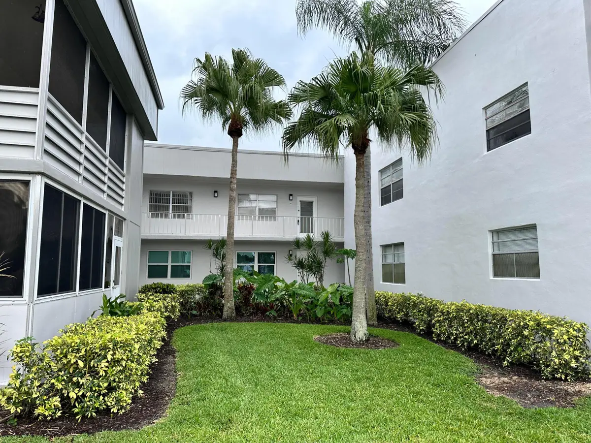 811 Flanders Q, Delray Beach, FL 33484 - #1