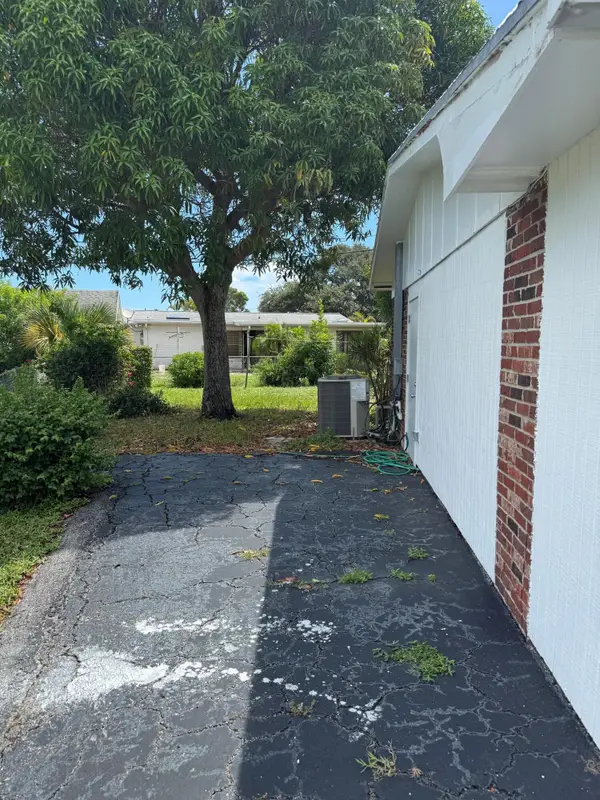 3651 Bahama Road, Palm Beach Gardens, FL 33410