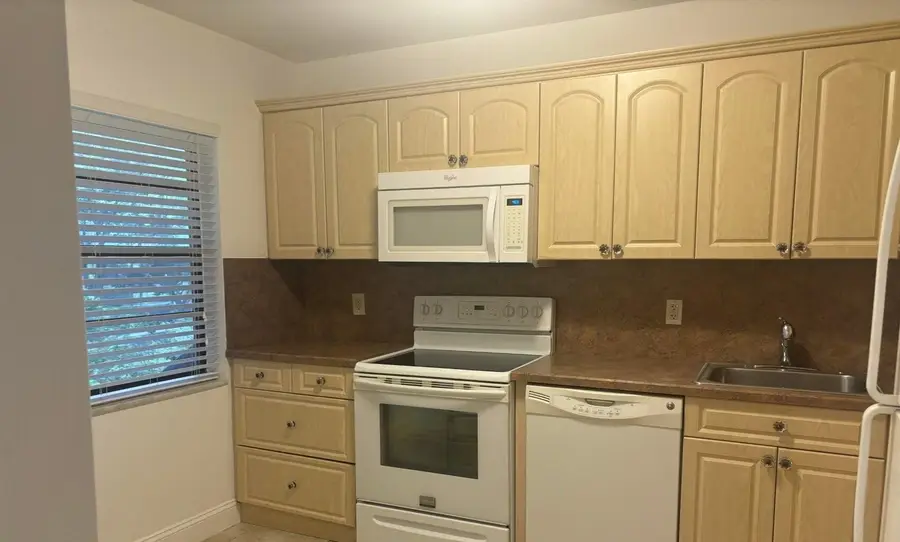 9264 Vista Del Lago #H, Boca Raton, FL 33428 - #3