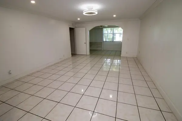 1040 NW 80th Avenue #203, Margate, FL 33063