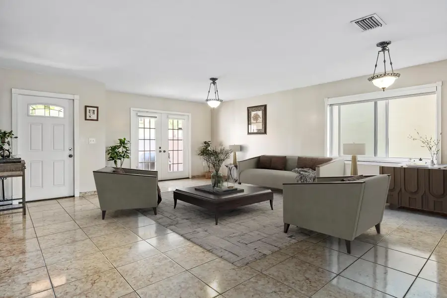 940 SW 96th Avenue, Pembroke Pines, FL 33025 - #3