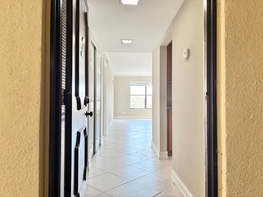 2306 S Cypress Bend Drive #420, Pompano Beach, FL 33069 - #3