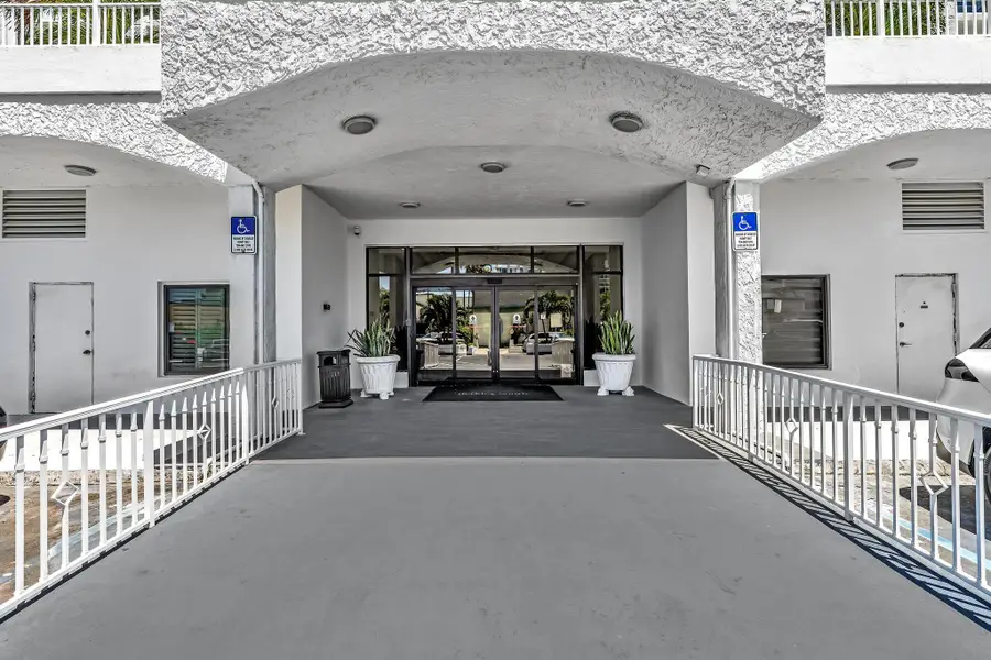 3015 N Ocean Boulevard #16K, Fort Lauderdale, FL 33308 - #2