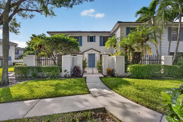 350 Prestwick Circle #2, Palm Beach Gardens, FL 33418