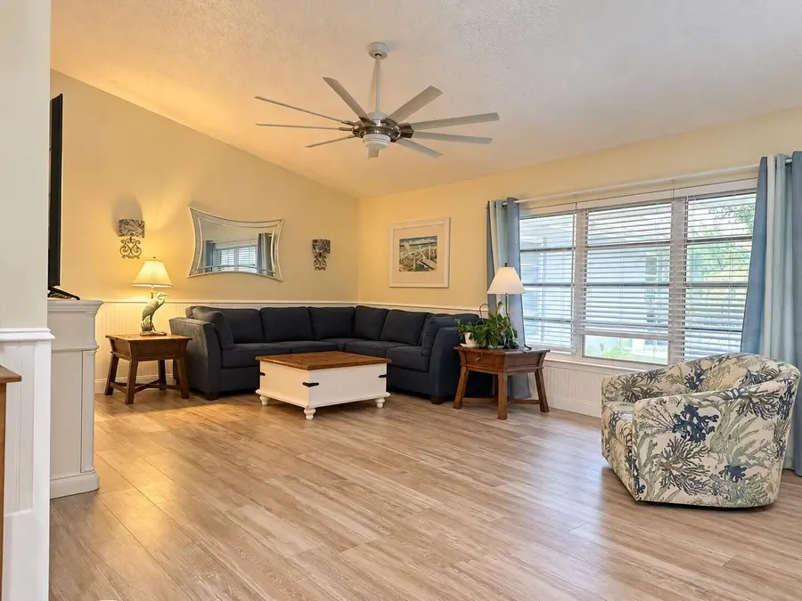2082 SE Hanford Road, Port Saint Lucie, FL 34952 - #2