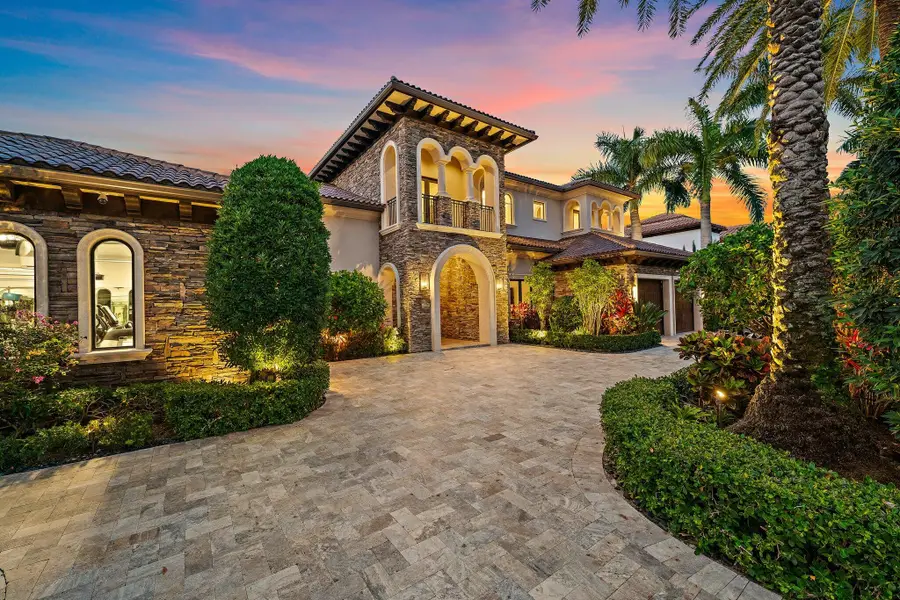 636 Hermitage Circle, Palm Beach Gardens, FL 33410 - #3