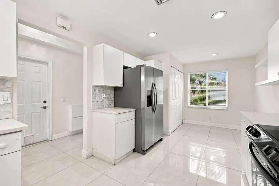 1590 Orion Lane, Weston, FL 33327 - #3