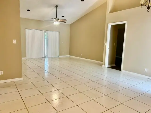 7570 NW 47th Avenue, Coconut Creek, FL 33073 - #3