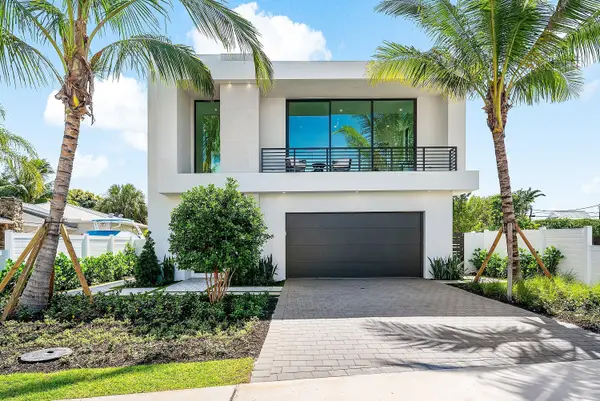 718 Lake Avenue N, Delray Beach, FL 33483