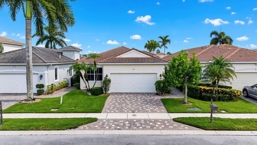 206 Isle Verde Way, Palm Beach Gardens, FL 33418 - #2