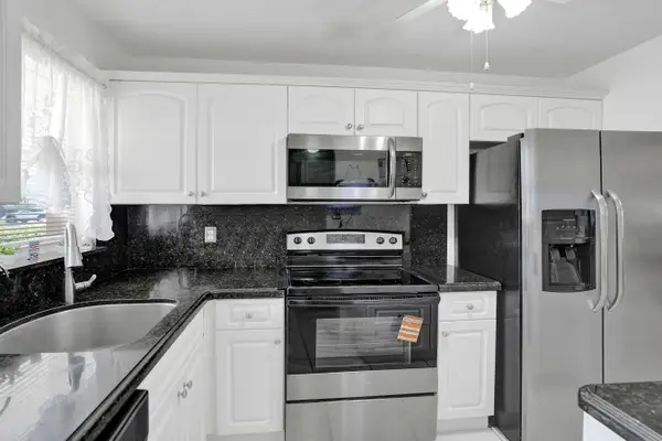 2651 Sunrise Lakes Drive E #104, Sunrise, FL 33322