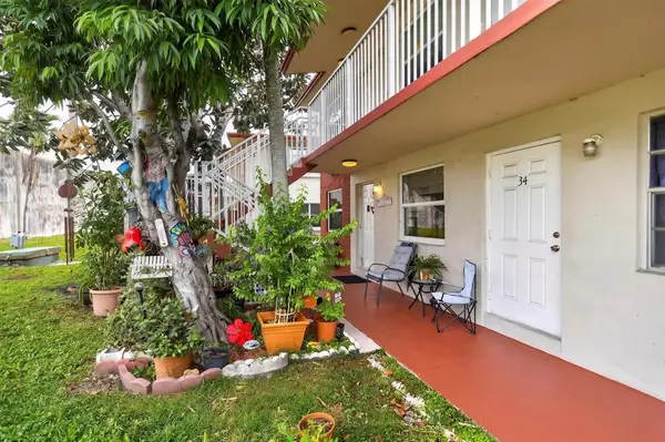 2918 Funston Street #35b, Hollywood, FL 33020