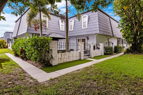 12039 Basin Street N, Wellington, FL 33414