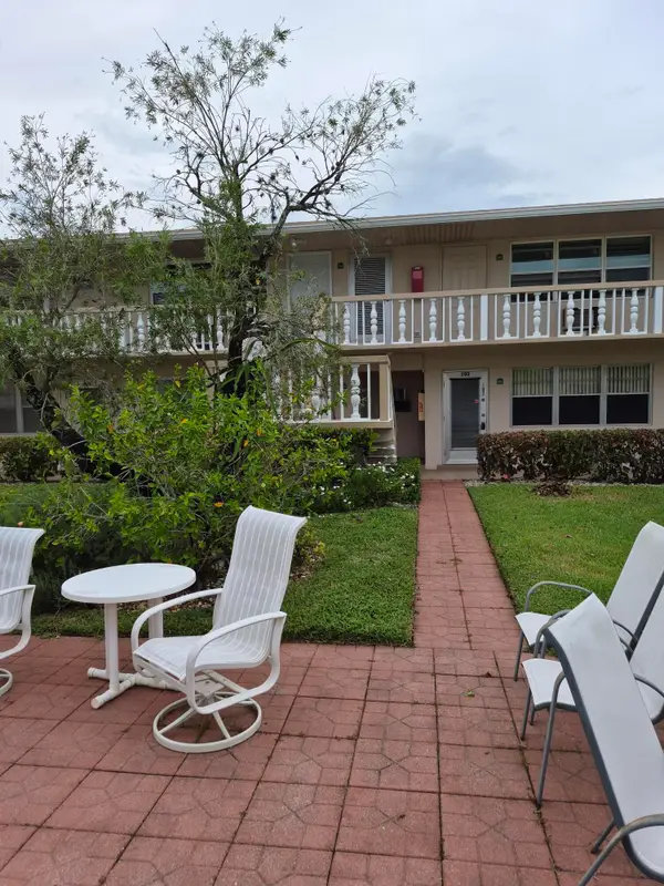 214 Cambridge #I, West Palm Beach, FL 33417