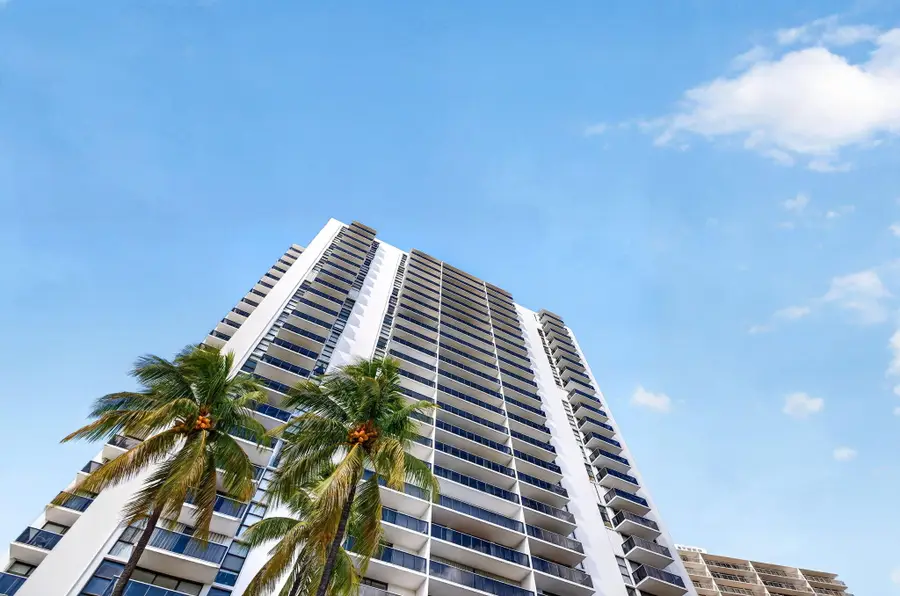 3675 N Country Club Drive #1909, Aventura, FL 33180 - #3