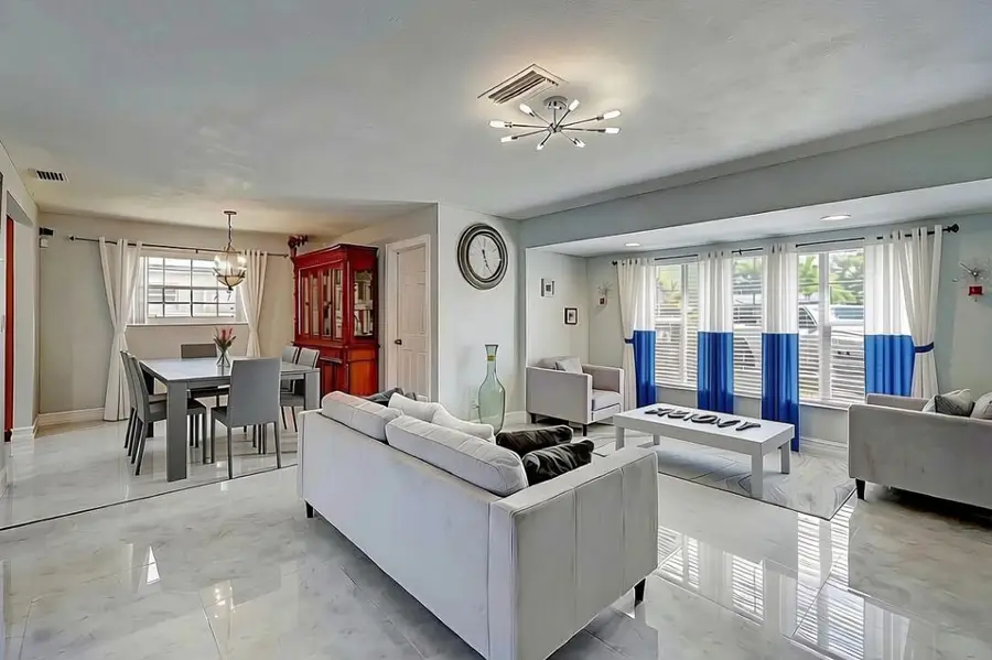 3925 NW 35th Avenue, Lauderdale Lakes, FL 33309 - #3