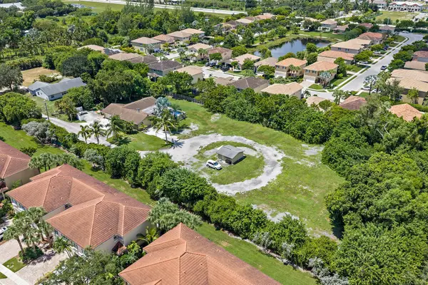 5681 Desoto Road, Greenacres, FL 33463