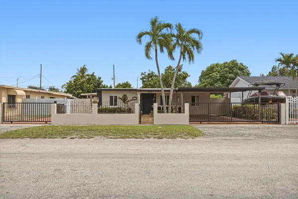 620 E 46th Street, Hialeah, FL 33013
