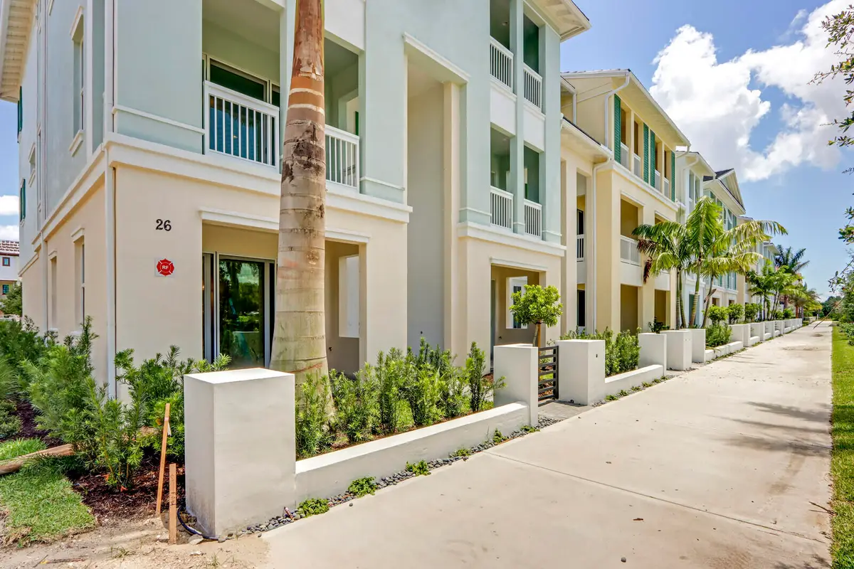 12556 Gross Pointe Drive, Palm Beach Gardens, FL 33418 - #1
