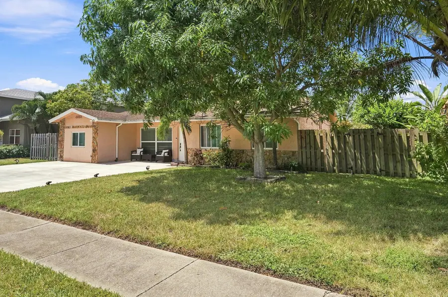 4665 NW 113th Avenue, Sunrise, FL 33323 - #2