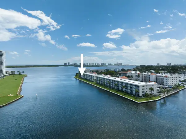 28 Yacht Club Drive #109, North Palm Beach, FL 33408