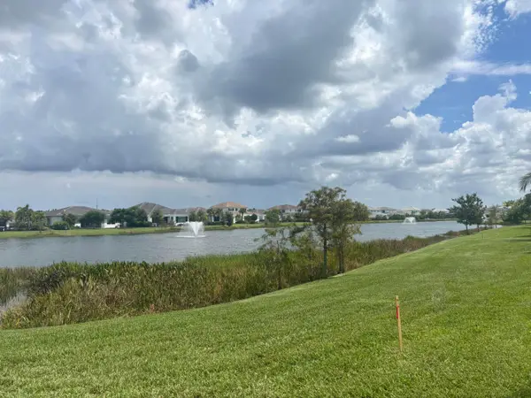 9353 Coral Isles Circle #{Lot 95}, Palm Beach Gardens, FL 33412